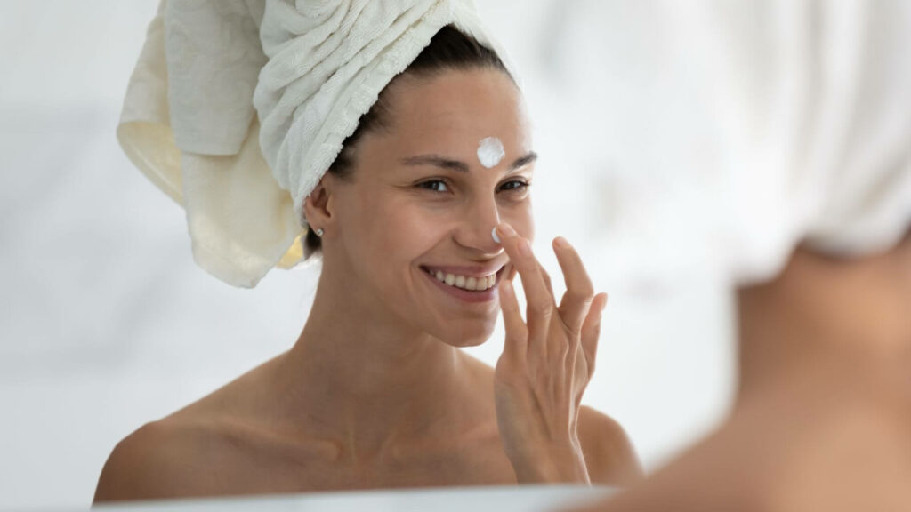 Anwendung der Anti-Aging Tagescreme Mattina